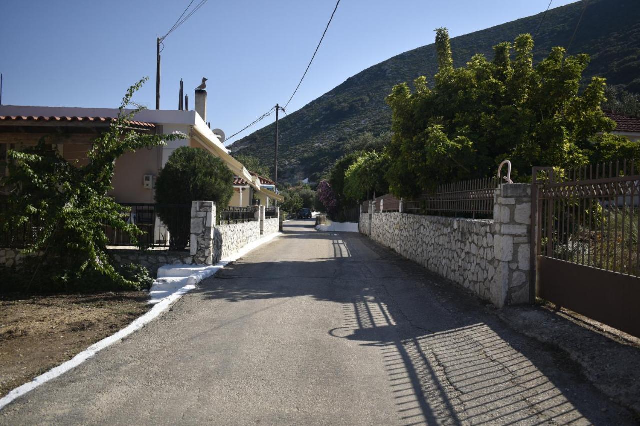 Aggelikis Studio Apartman Zóla Kültér fotó