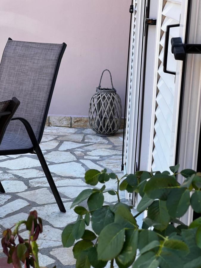 Aggelikis Studio Apartman Zóla Kültér fotó
